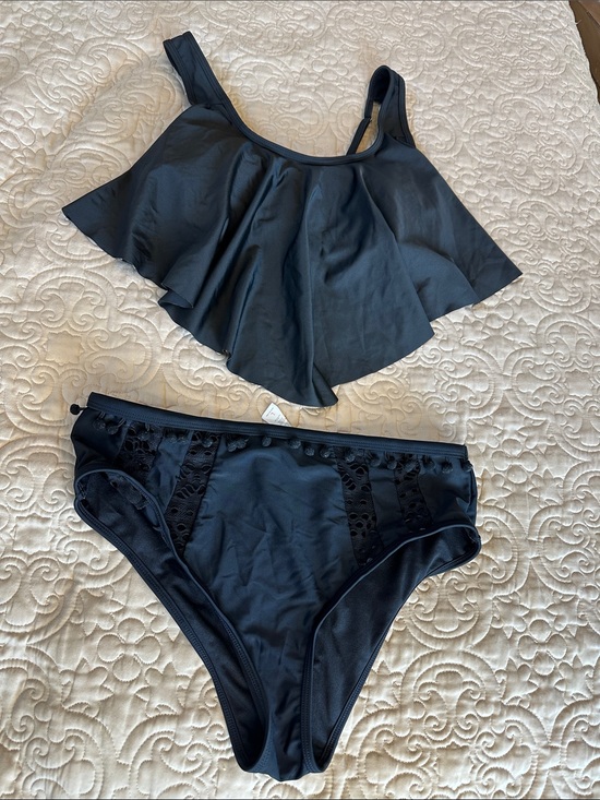 Other - Black Flounce Swim Top & Bikini Bottom Set
